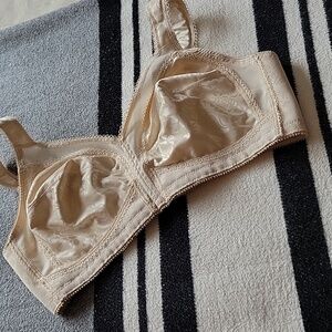 Platex 18 hour Bra. sale